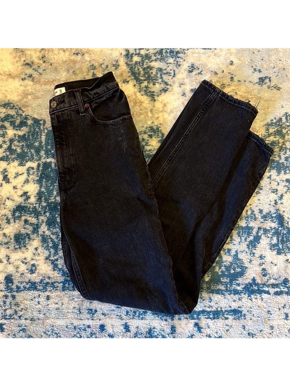 Abercrombie & Fitch Ultra High Rise 90s Straight Jeans
